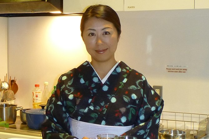 Sushi - Authentic Japanese Cooking Class - the best souvenir from Kyoto! - Making sushi rolls and assembling multiple types