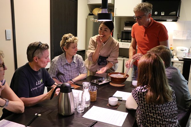 Sushi - Authentic Japanese Cooking Class - the best souvenir from Kyoto! - Soup and pickled ginger: the flavors that round out the meal