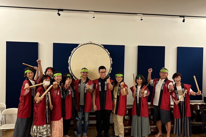 TAIKO, Japanese Drum Experience from Kyoto - The finale: playing together, costume photo, and leaving with something real