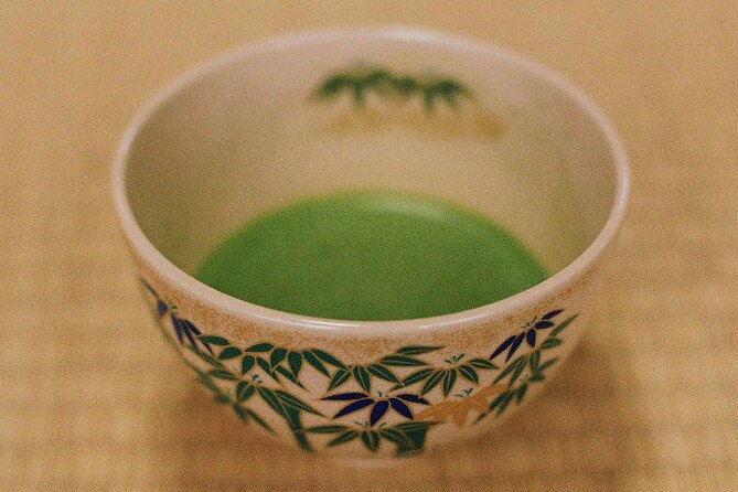 Tea ceremony by the tea master in Kyoto SHIUN AN - Group size and pacing: why 6 (or 8) people feels different