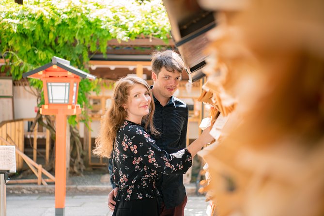Your Private Vacation Photography Session In Kyoto - Yasui-Konpiragu Shrine: Maple Leaves and Sakura Options in 20 Minutes