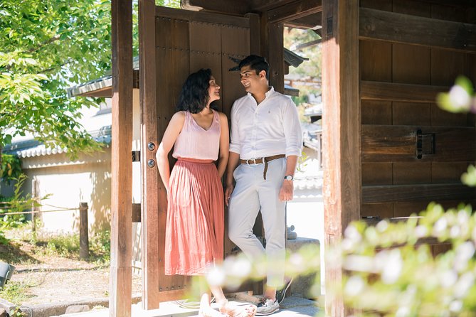 Your Private Vacation Photography Session In Kyoto - Yasaka Shrine: The Final Set of Frames in Higashiyama (30 Minutes)